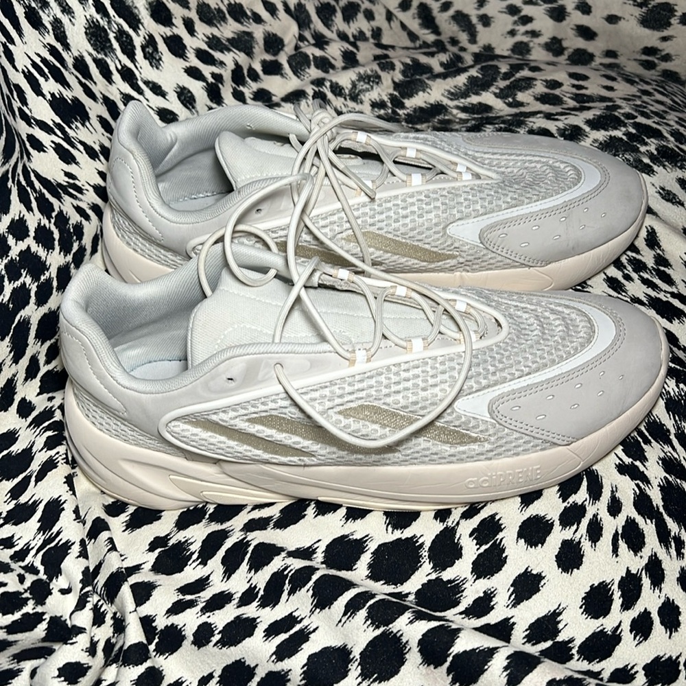 Adidas Ozelia ‘Triple White Cream’ Sneakers